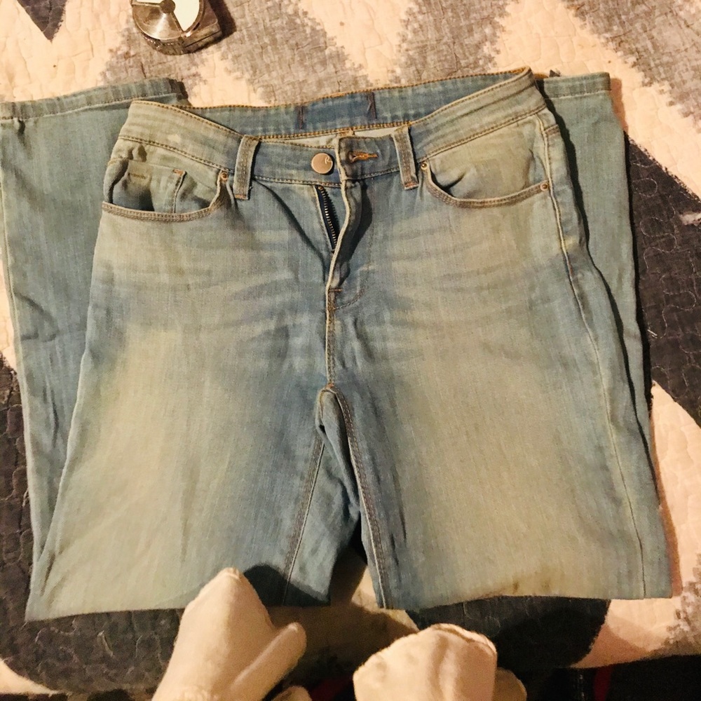No label. Sz 3 32 in inseam no rips